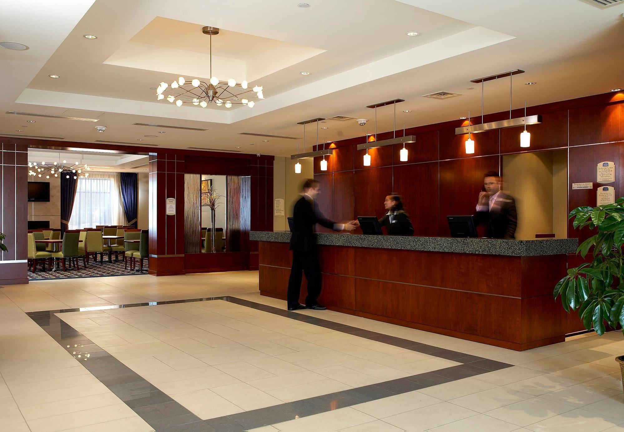 Fairfield Inn & Suites By Marriott Montreal Airport Dorval Exterior foto